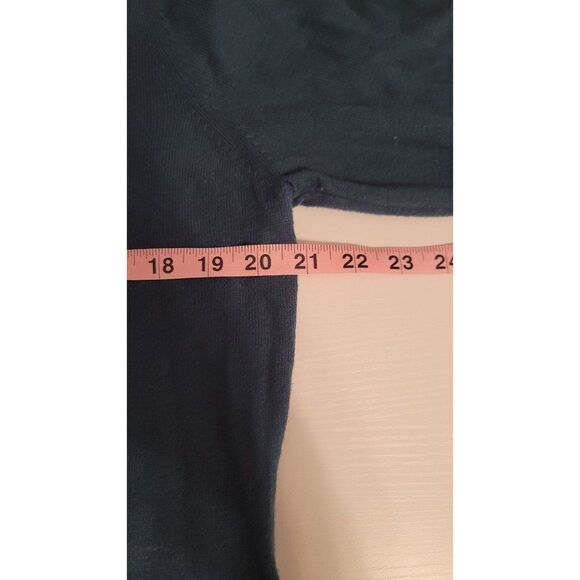 L.L. Bean Long Sleeve Sweater - Picture 6 of 7